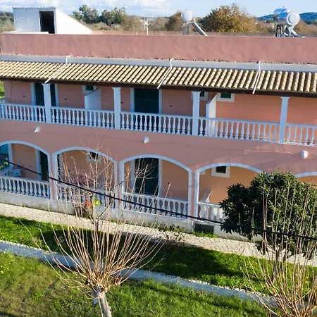 Hotell Aris Paschalia Argyrades