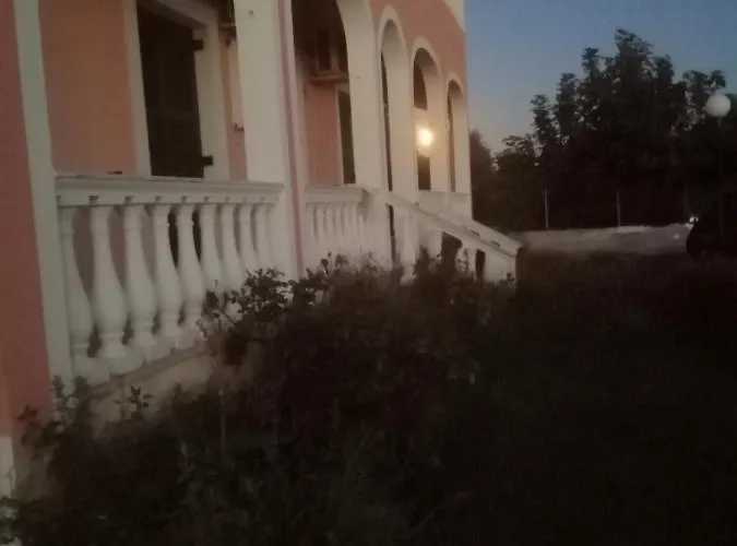 Hotell Aris Paschalia Argyrades