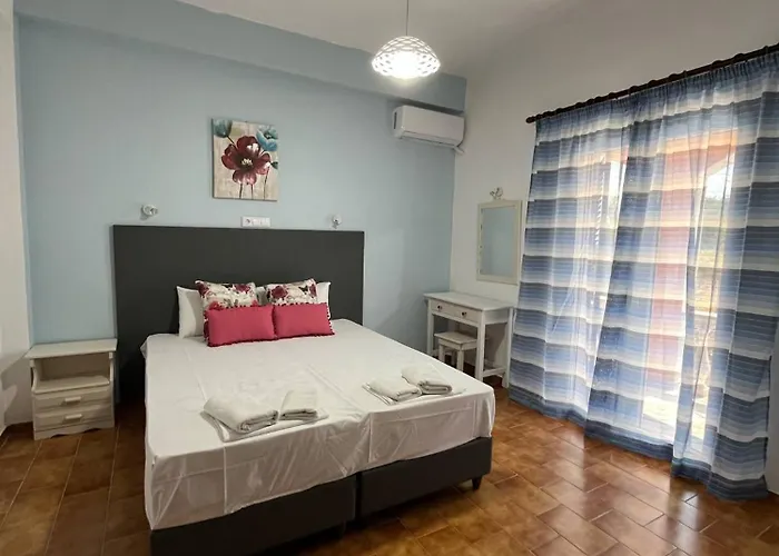 Aris Paschalia Hotell 5*
