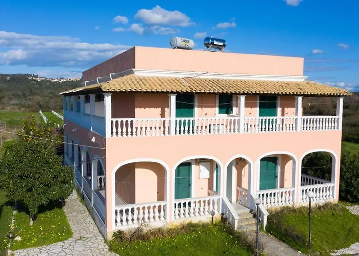 Aris Paschalia Hotel 5*