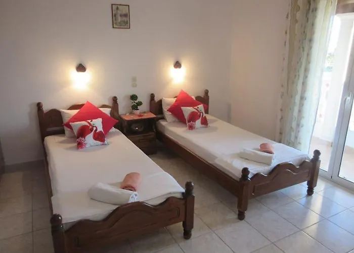 Aris Paschalia Argyrades