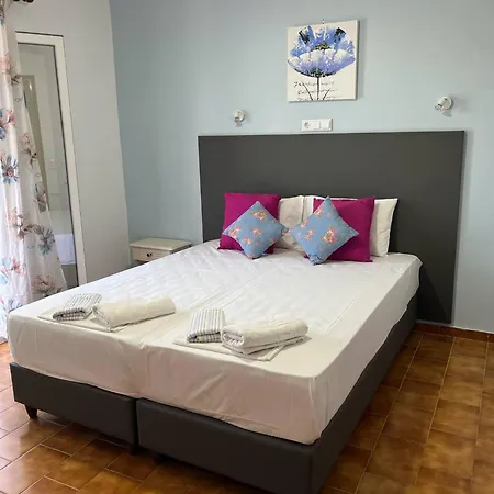 Aris Paschalia Hotel