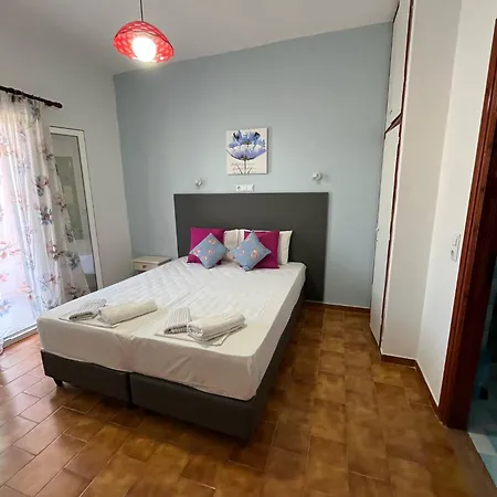 Отель Aris Paschalia 5*