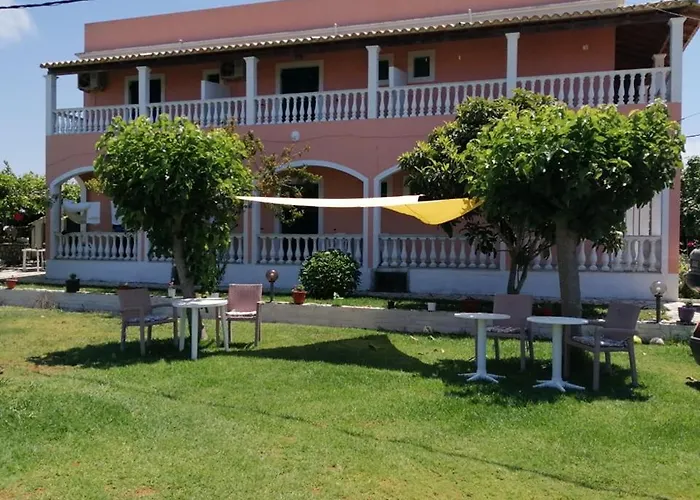 Aris Paschalia Hotel 5*